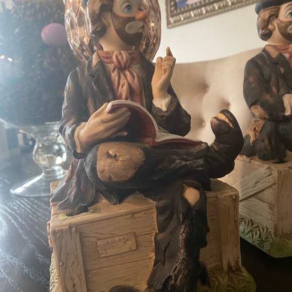 VTG WILLIE THE WHISTLER BISQUES PORCELAIN - Picture 1 of 9